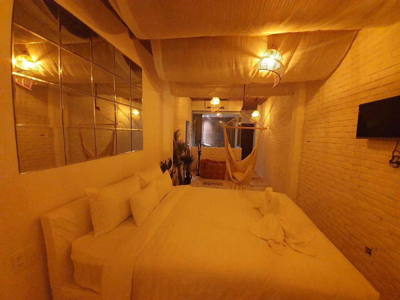 Language Exchange Hotel 3 Ho Chi Minh City Exterior photo